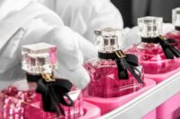 Bez znajomości języka praca Niemcy pakowanie perfum od zaraz Berlin 2019